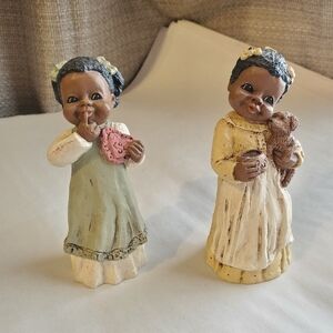 Vintage M. Holcombe figures.